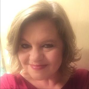 Meet your Posher, Candice